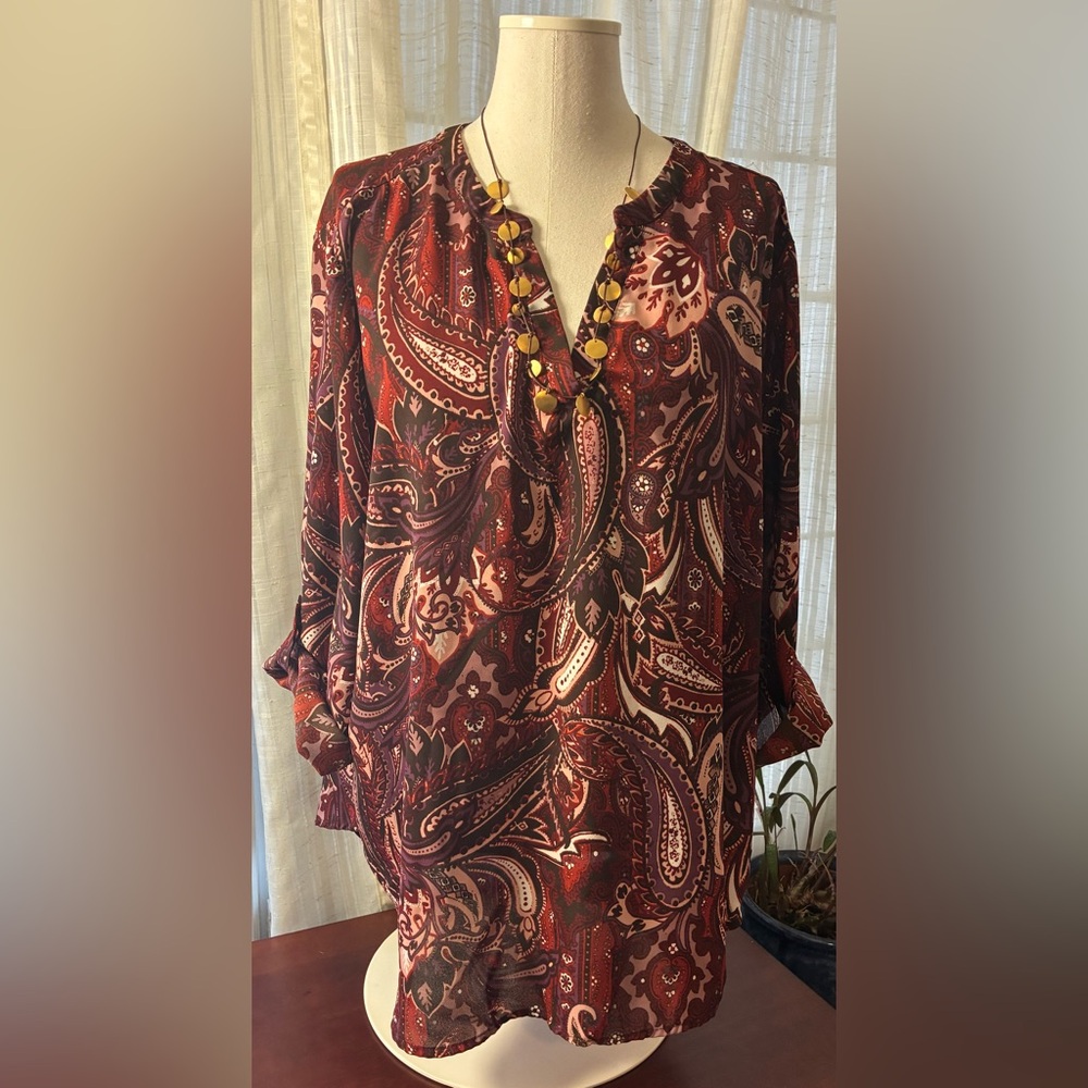 Maurices Burgundy Paisley 3/4 Sleeve Blouse